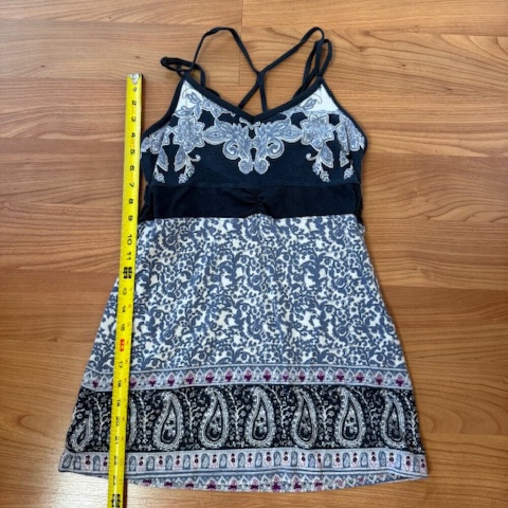 Athleta yoga top
